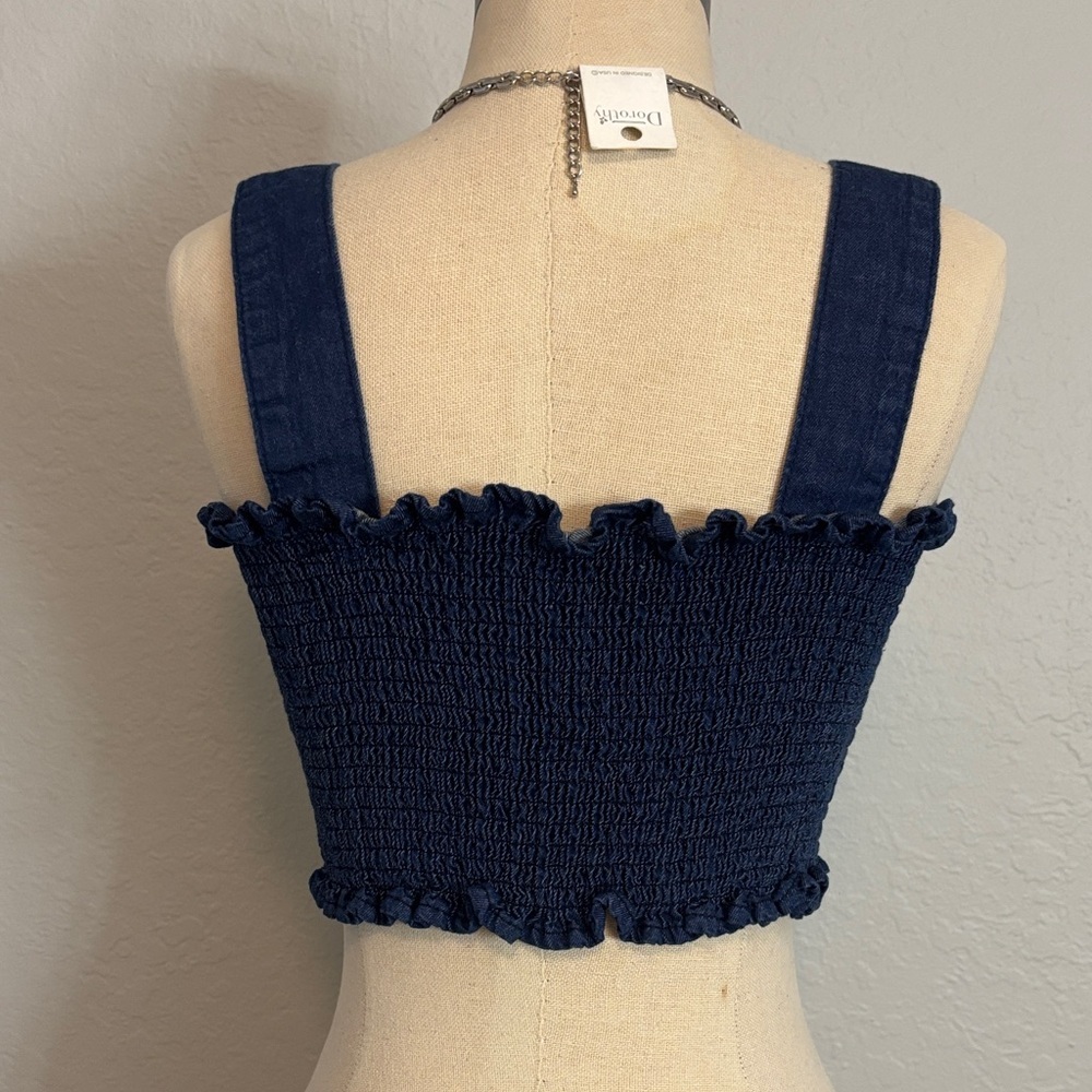 Urban Outfitters Dark Blue Smocked Crop Top - Picture 3 of 4